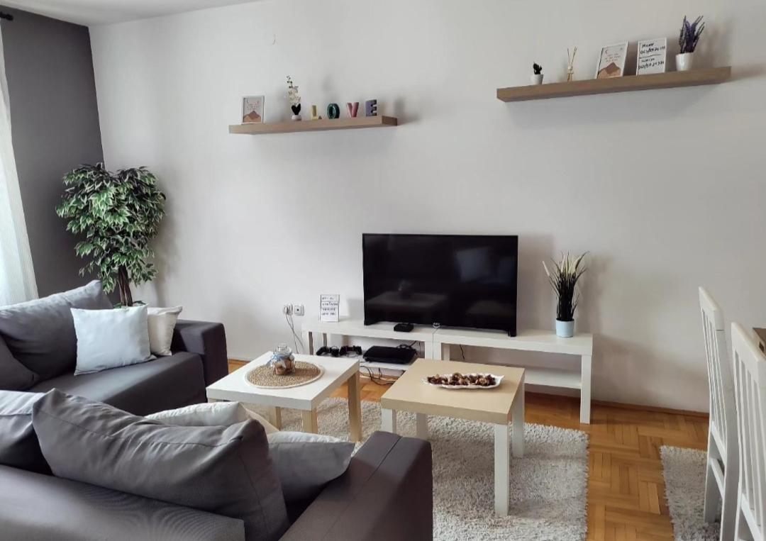 Ferienwohnung Cista Desetka Požarevac Exterior foto